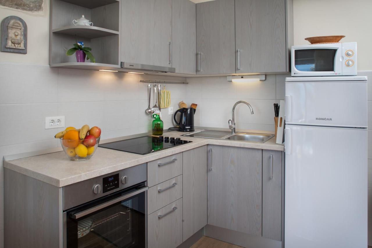Apartman Vite Podgora Exteriér fotografie